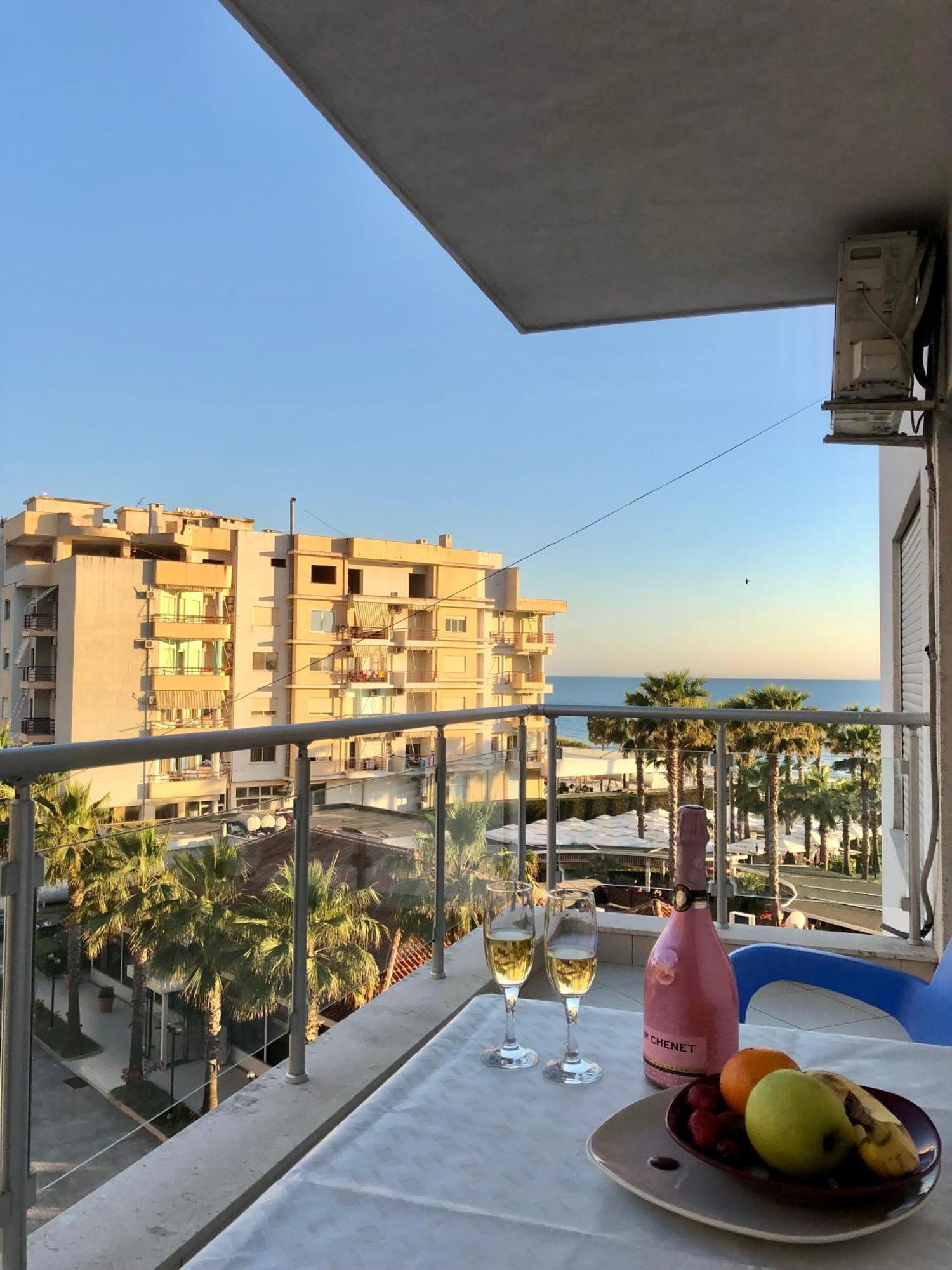 Apartment Ermest ,Kavaje Rock Durrës Kültér fotó
