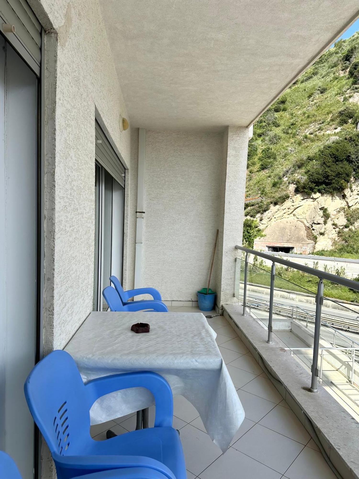 Apartment Ermest ,Kavaje Rock Durrës Kültér fotó