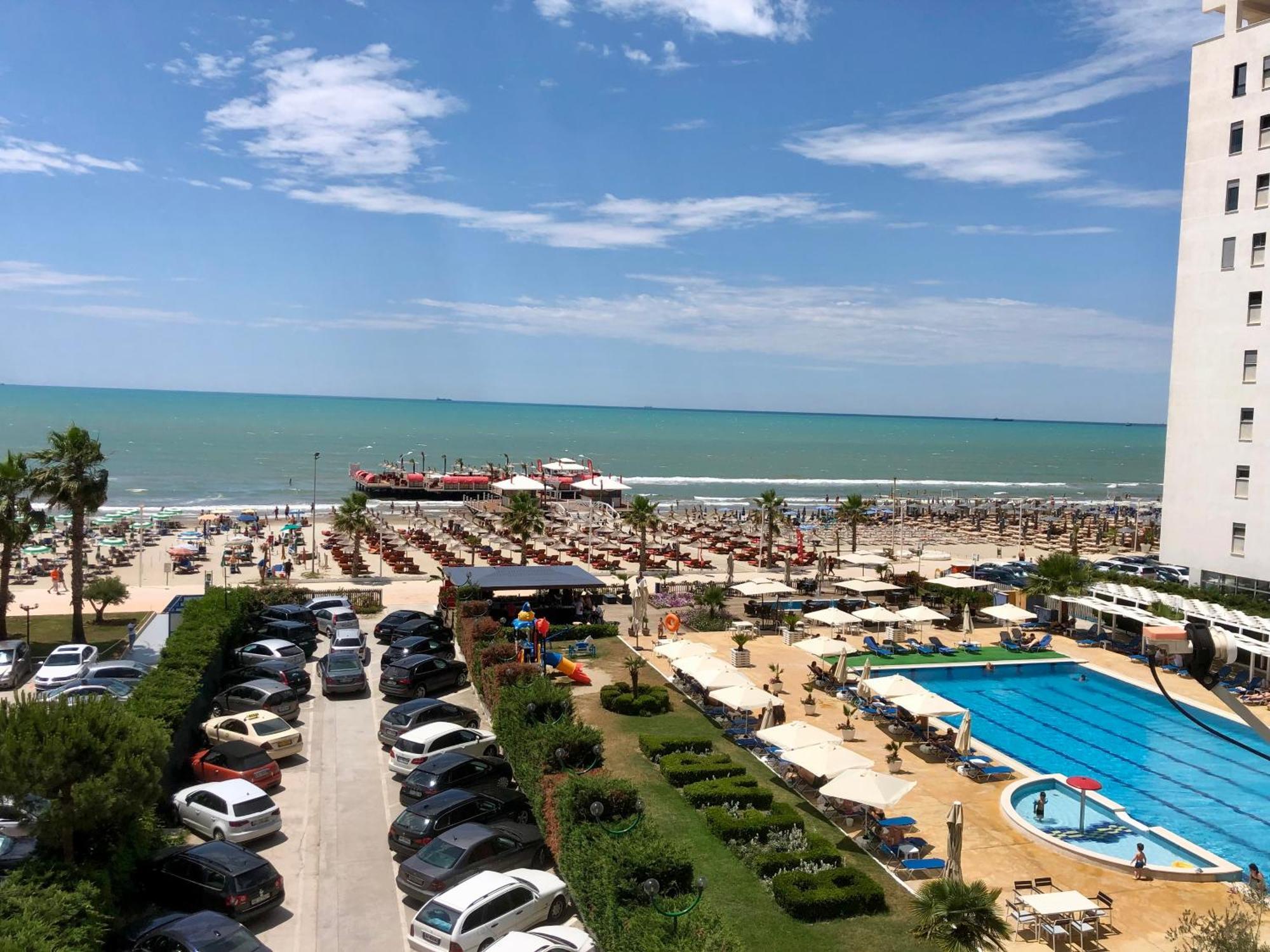 Apartment Ermest ,Kavaje Rock Durrës Kültér fotó