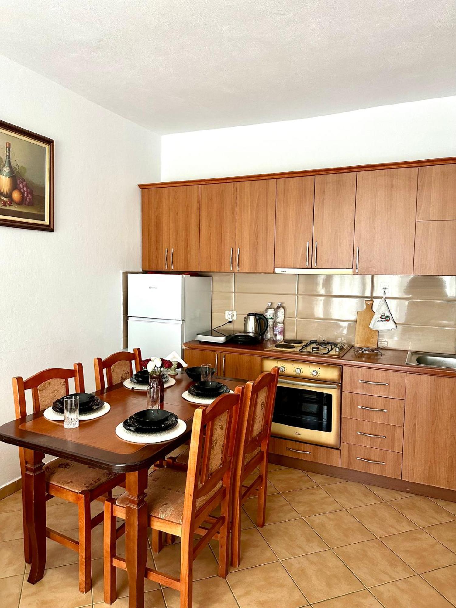Apartment Ermest ,Kavaje Rock Durrës Kültér fotó