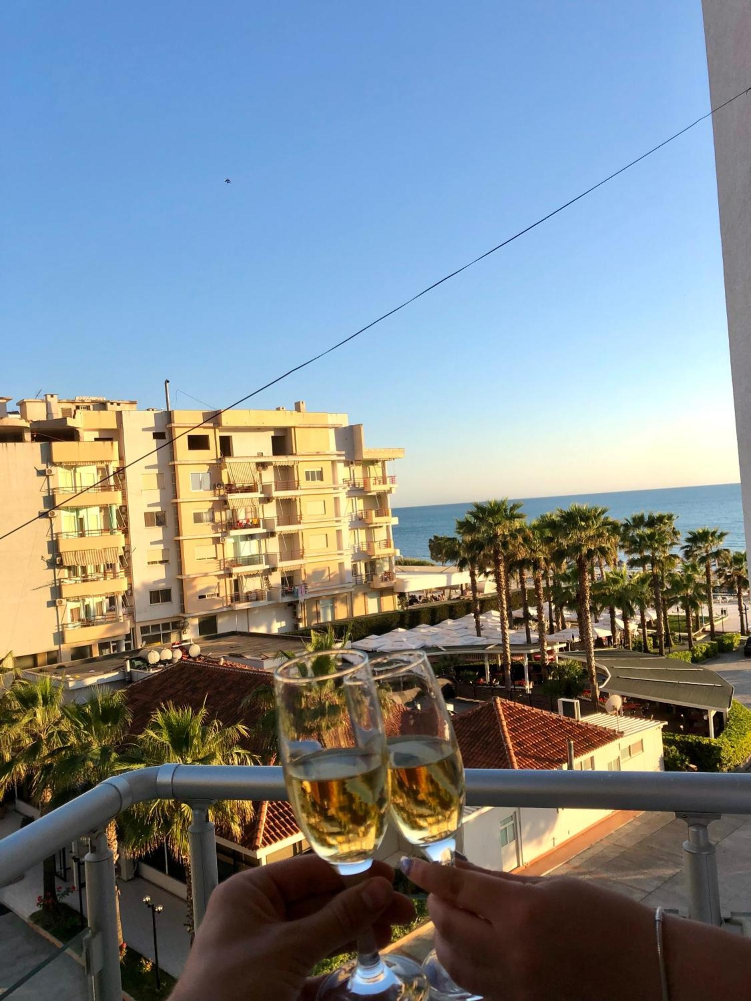 Apartment Ermest ,Kavaje Rock Durrës Kültér fotó