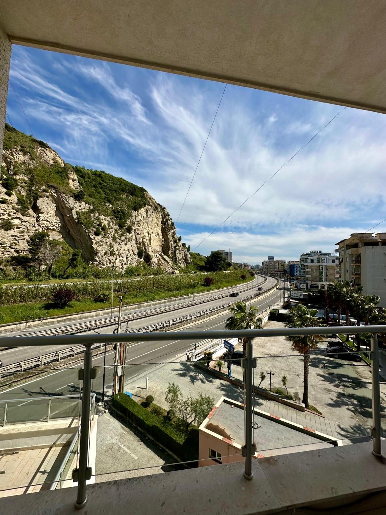 Apartment Ermest ,Kavaje Rock Durrës Kültér fotó